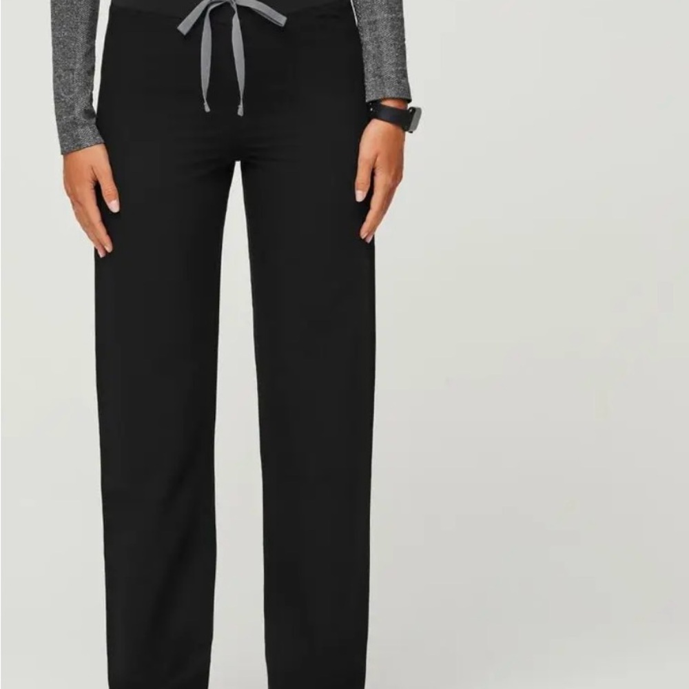 FIGS Women’s Livingston Basic Scrub Pant - Black Size S